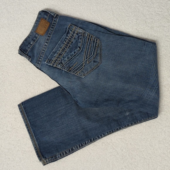 BKE Carter Light Distressed Men's Jeans - Picture 1 of 8